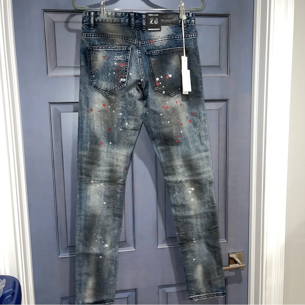 Embellish NYC Bob Distressed Blue Jeans with Paint Splatter Size 28 28x33 NWT